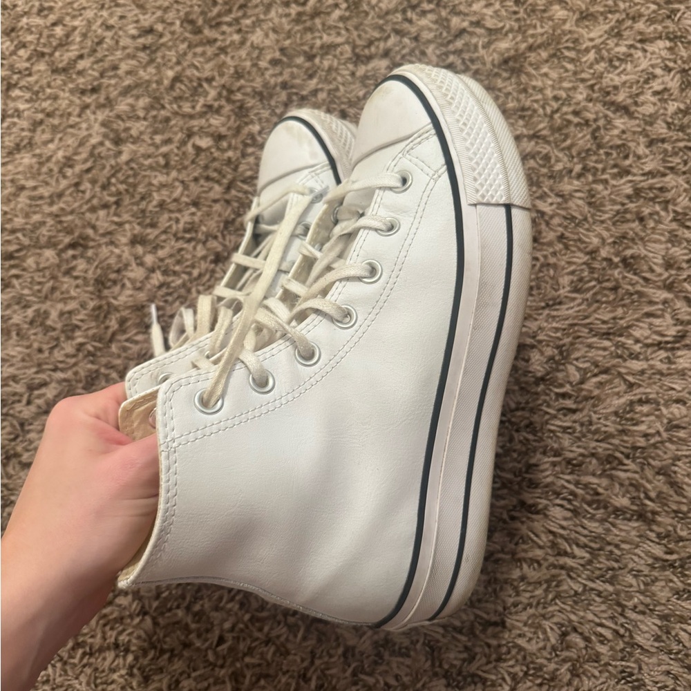 Converse Chuck Taylor Sneakers
